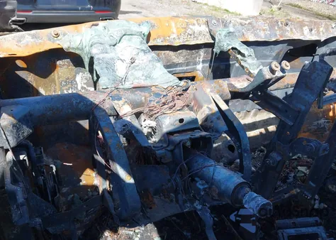 2011 Dodge Grand Caravan Crew z USA, uszkodzony, nr VIN 2D4RN5DG9BR751137